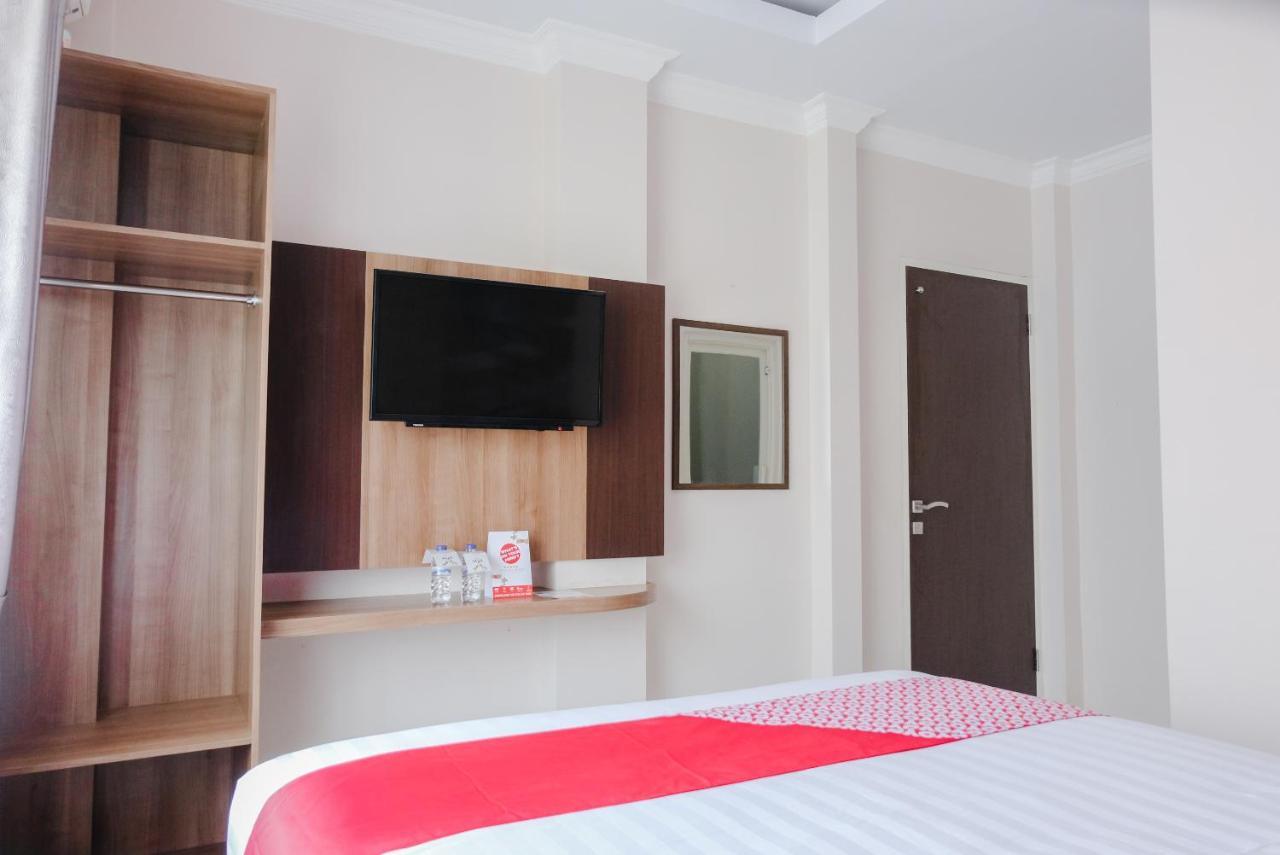 Noura Guest House Syariah Malang Eksteriør bilde