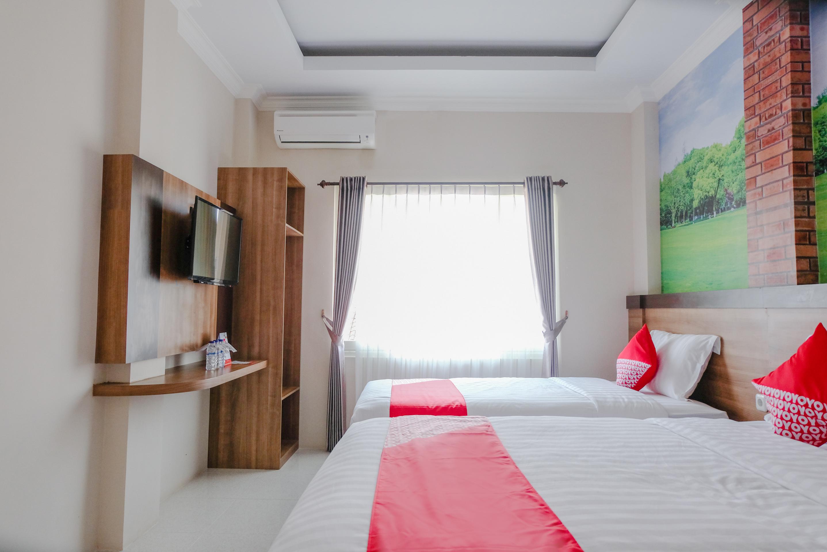 Noura Guest House Syariah Malang Eksteriør bilde