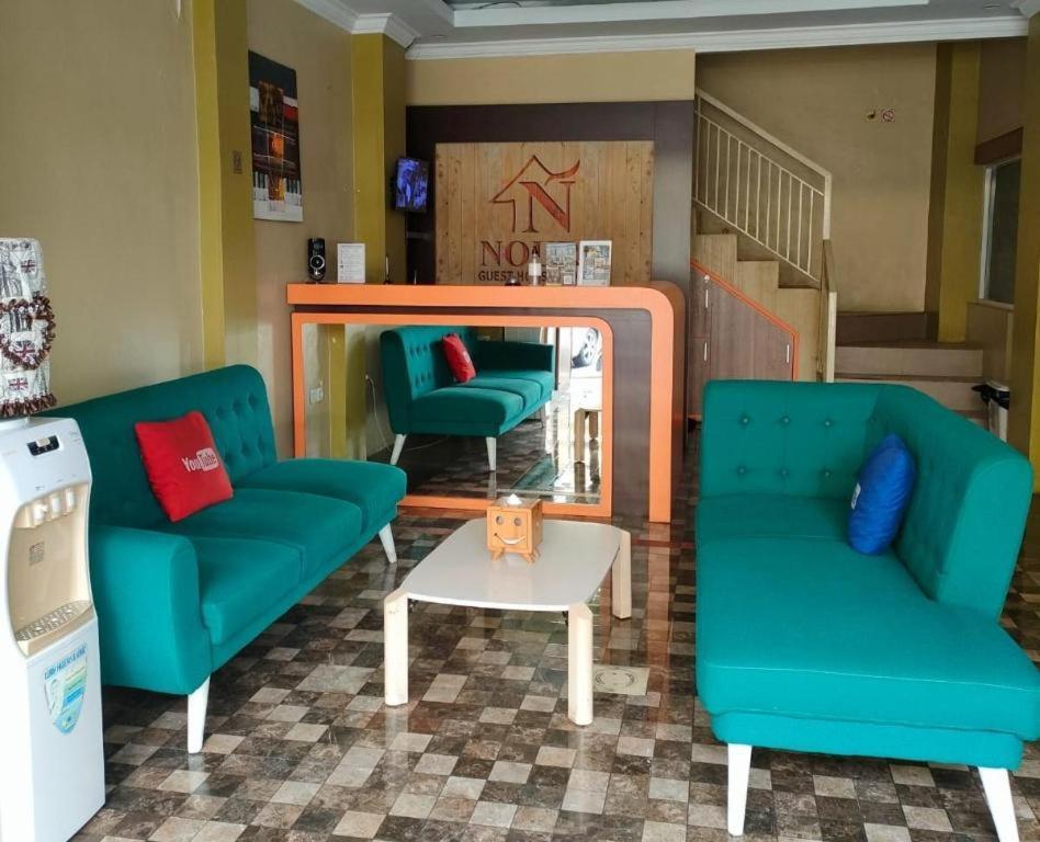 Noura Guest House Syariah Malang Eksteriør bilde