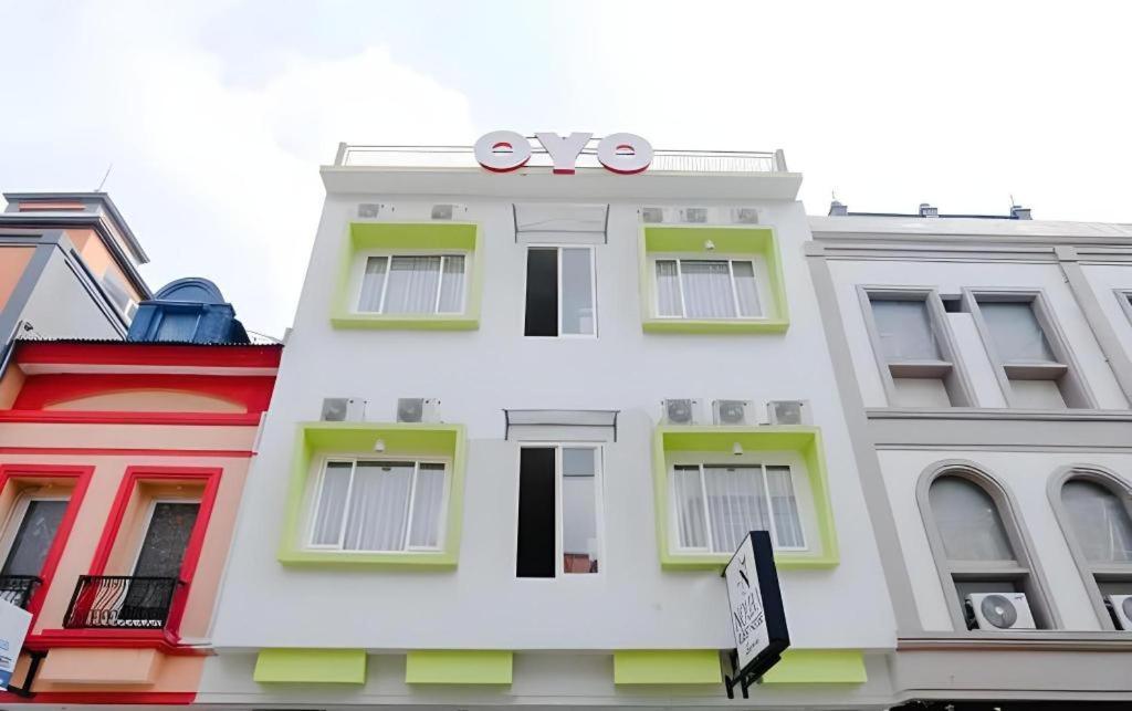 Noura Guest House Syariah Malang Eksteriør bilde